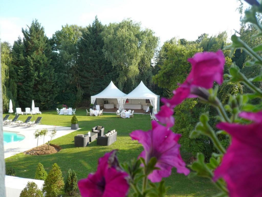 Les Jardins D'Adalric Hotel Obernai Exterior photo